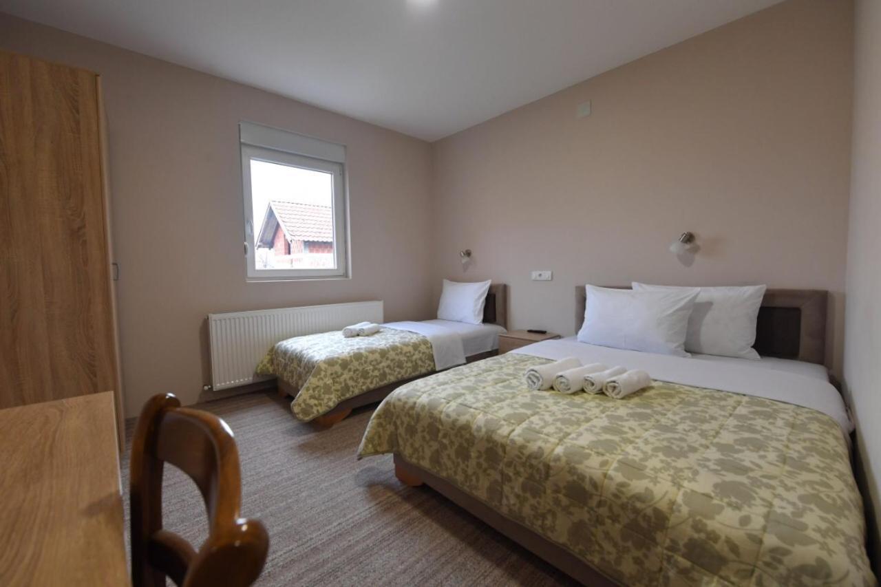 Olimp Motel Kraljevo Eksteriør bilde