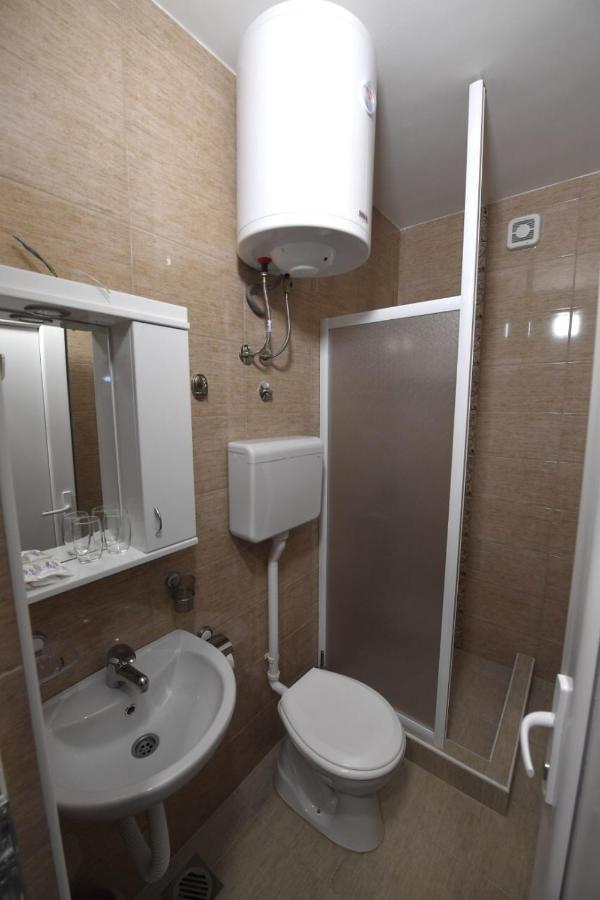 Olimp Motel Kraljevo Eksteriør bilde