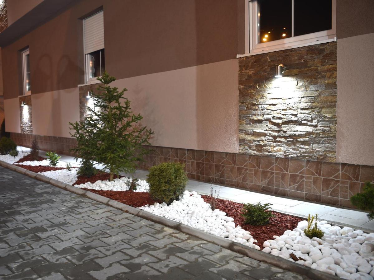 Olimp Motel Kraljevo Eksteriør bilde